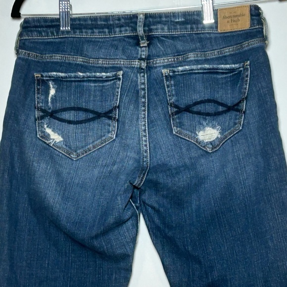 Abercrombie & Fitch Straight Leg Mid Rise Distressed Jean, Size 28/6 - Picture 6 of 12